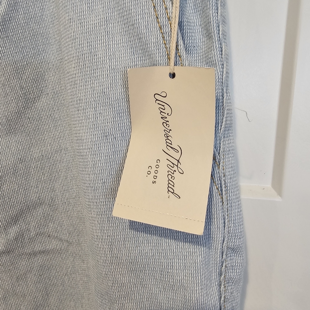 Universal Thread Jeans - Picture 2 of 3